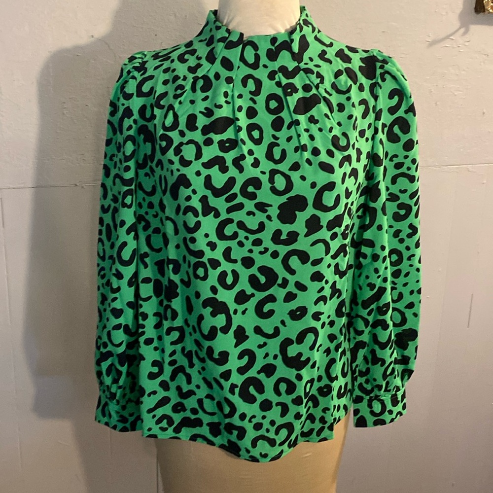 Shein size S green cheeta print blouse
